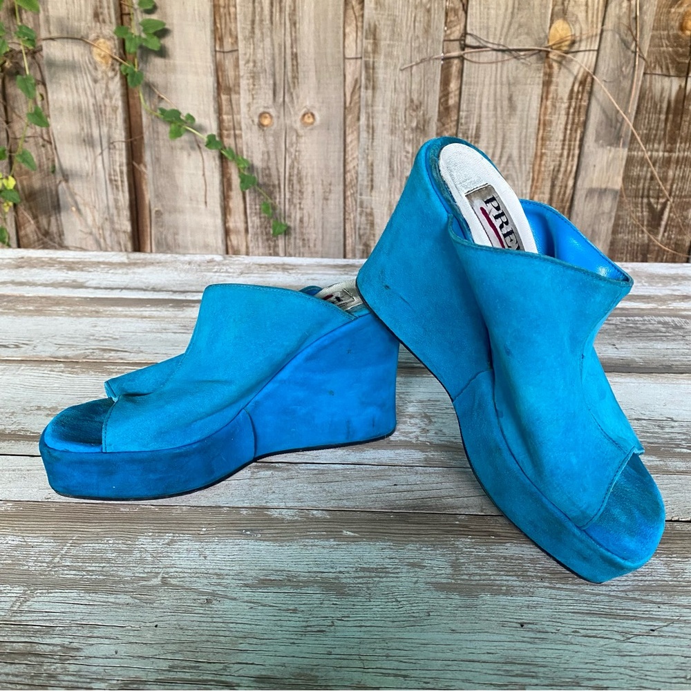 Vintage 90’s Previa Turquoise Suede Platform wedge slide on 7.5